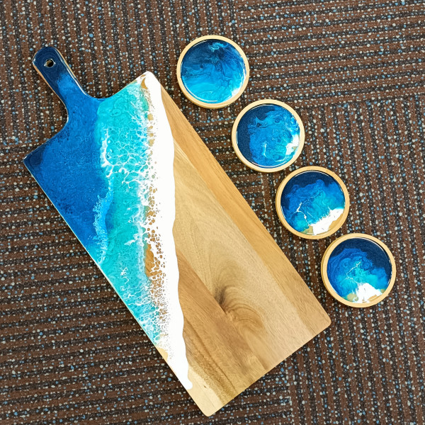 ResinWorx workshop - cheeseboard - ocean theme