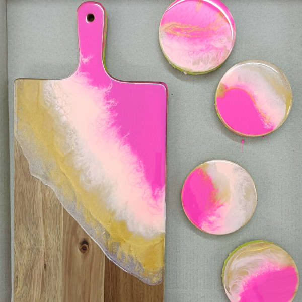 ResinWorx workshop - cheeseboard and coasters